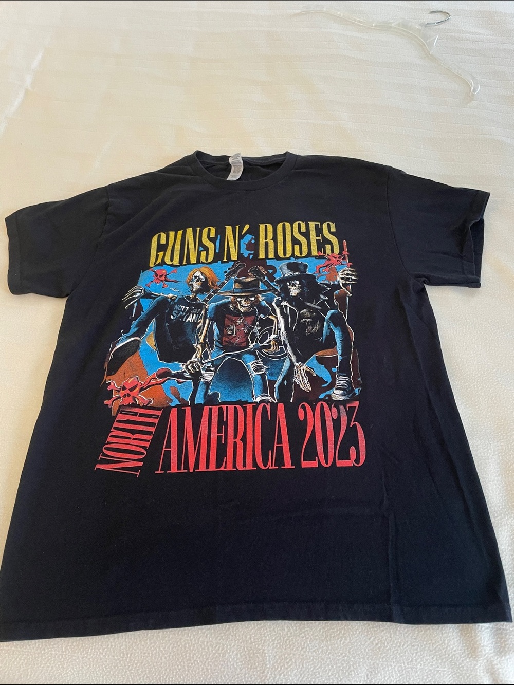 Guns N’ Roses concert tee 2023